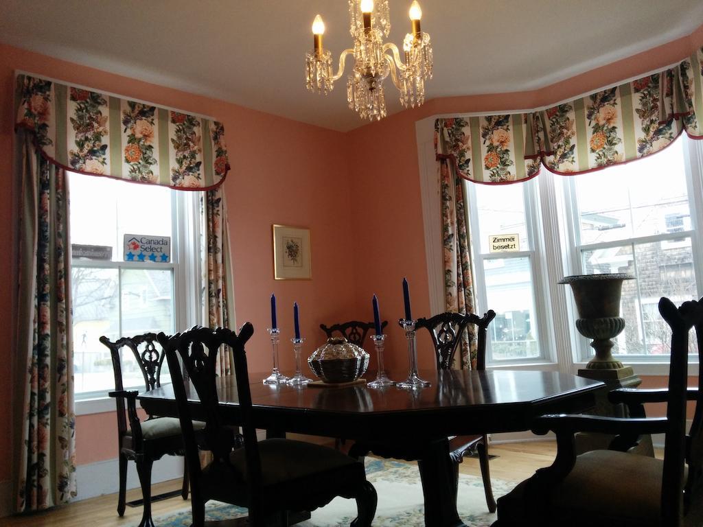Fairmont House Bed & Breakfast Mahone Bay Eksteriør bilde